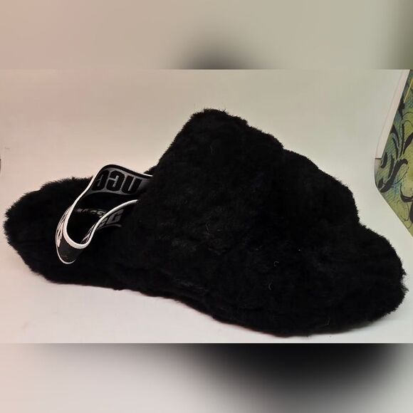 NWT UGG Black Fluffy Slides 8 - Picture 2 of 7
